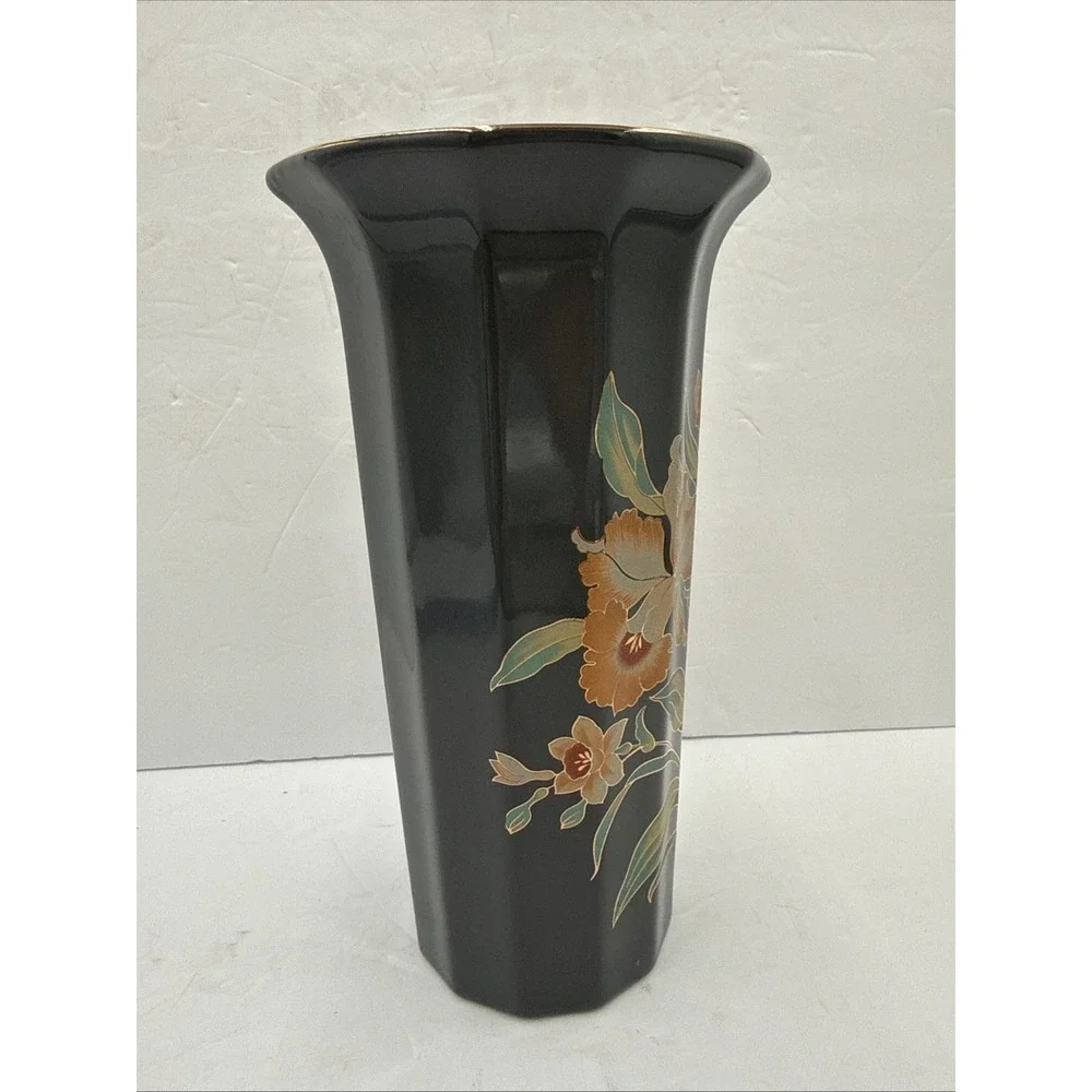 Vintage Japan Gray Floral Vase Gold Trim Kutani Style Hexagon Base 9